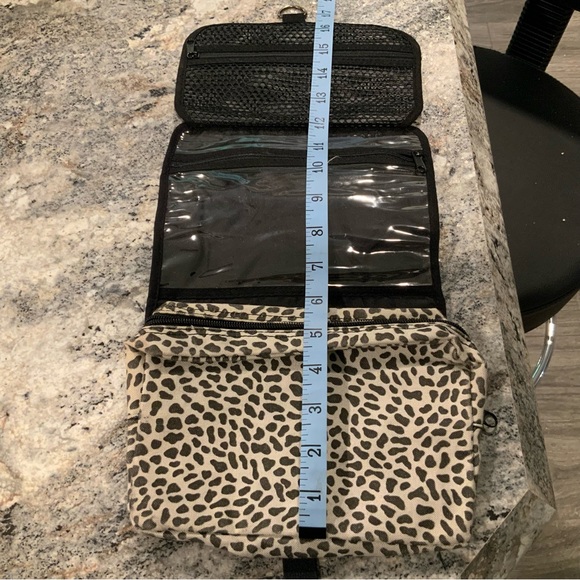 Leopard print compact hang style cosmetic bag with flap closure - Picture 6 of 9